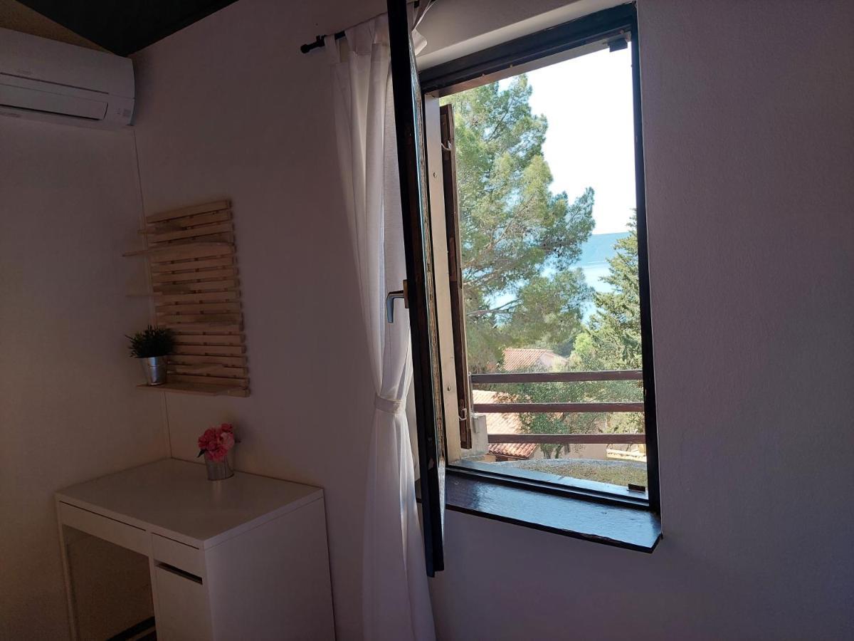 Gavza Sunset Apartamento Cres Exterior foto